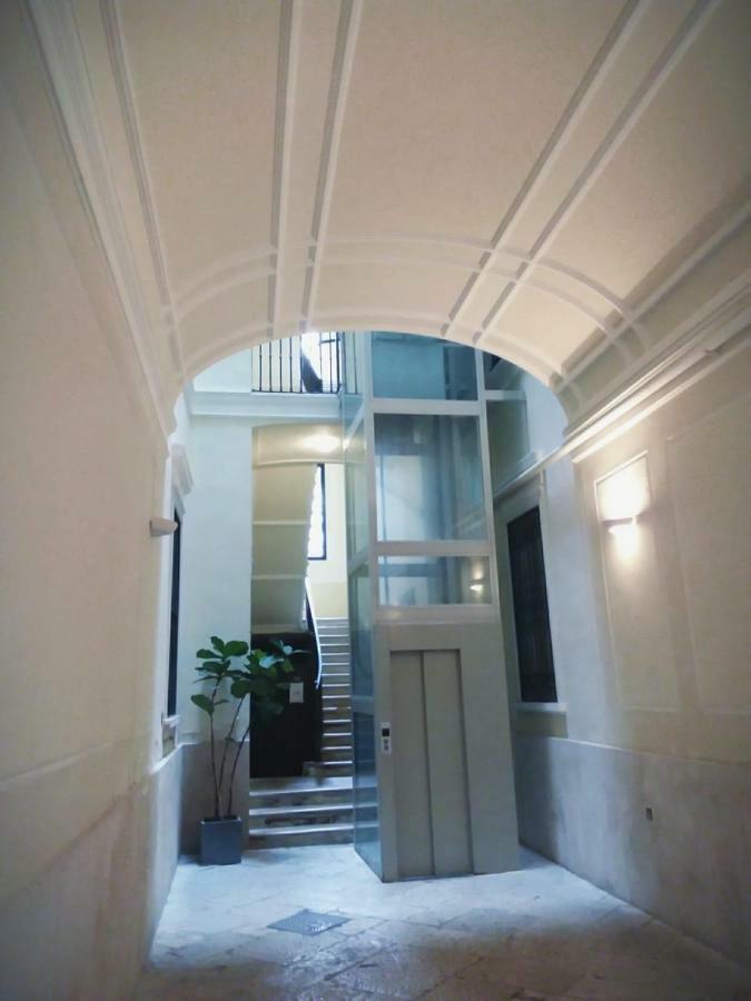 Maison Flores Bari Buitenkant foto